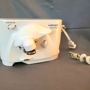 Black and Decker Spacemaker can opener